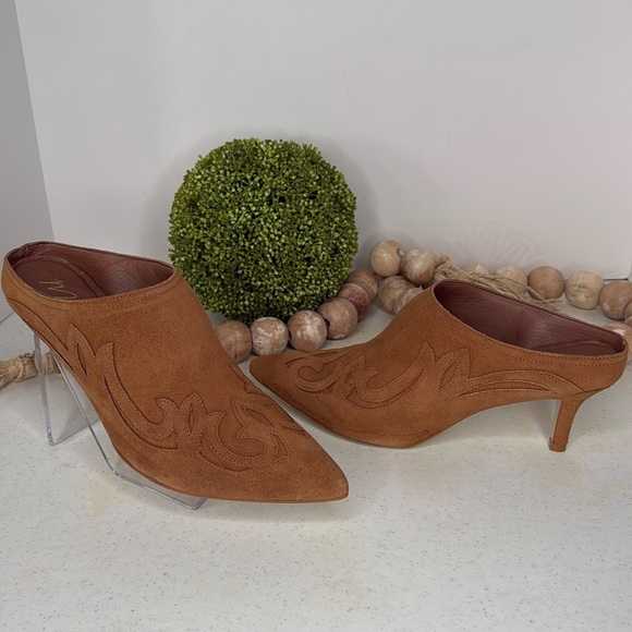 Matisse Marcell Heeled Mules in Cedar, Size 8 M - Picture 2 of 9